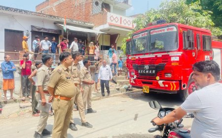 Unnao बांगरमऊ में रसोई गैस सिलेंडर फटा, लगी आग। दो लोग झुलसे