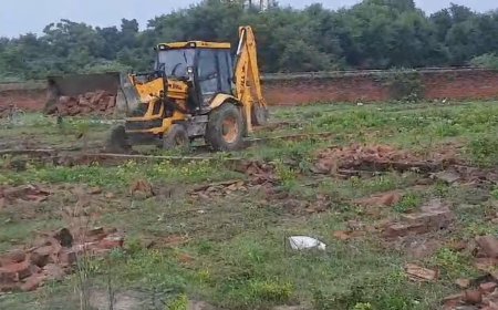 Unnao ऐसा क्या हुआ कि नौ करोड़ की सम्पति पर गर्जा बुलडोजर