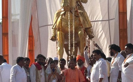 Cm Yogi Unnao, सीएम योगी ने डौडियाखेडा में राजा रावराम बक्स सिंह की मूर्ति का अनावरण कर लोगों को सम्बोधित किया