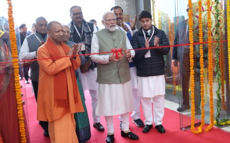 Ayodhya update प्रधानमंत्री ने अयोध्या धाम में महर्षि वाल्मिकी अंतरराष्ट्रीय हवाई अड्डे का शुभारंभ  किया