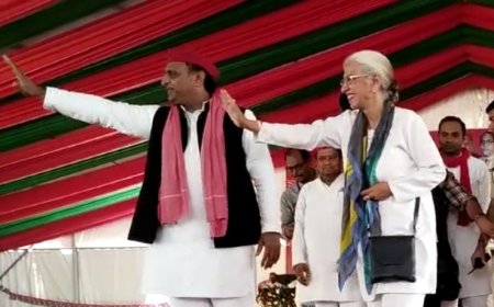 Unnao politics आटा के साथ डाटा फ्री - अखिलेश यादव ने
