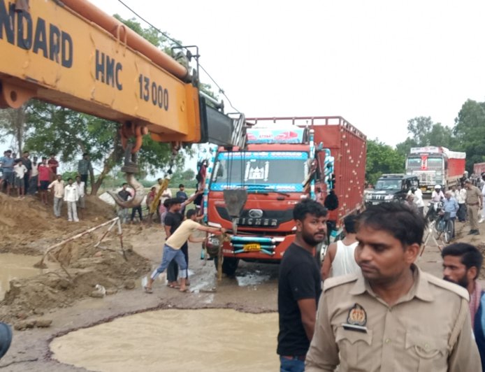 Unnao news हरदोई उन्नाव मार्ग पर आवागमन ढप