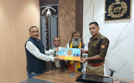 Unnao news शांति पूर्वक कार्तिक मेला सम्पन्न होने पर एसपी दीपक भूकर को बधाई दी