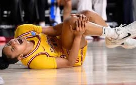 USC's JuJu Watkins Suffers Season-Ending Knee Injury During NCAA Tournament