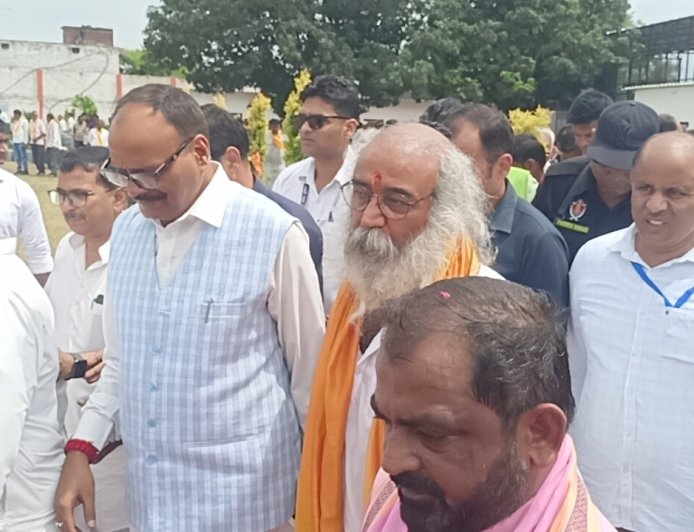 Sambhal news कल्कि मंदिर का उप मुख्यमंत्री ब्रजेश पाठक ने शिलान्यास किया