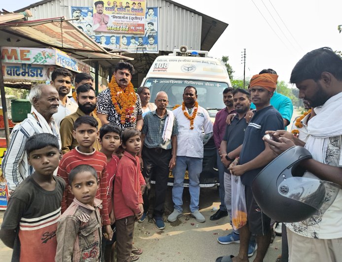 Unnao ambulance माखी सीएचसी से एम्बुलेंस सेवा शुरु