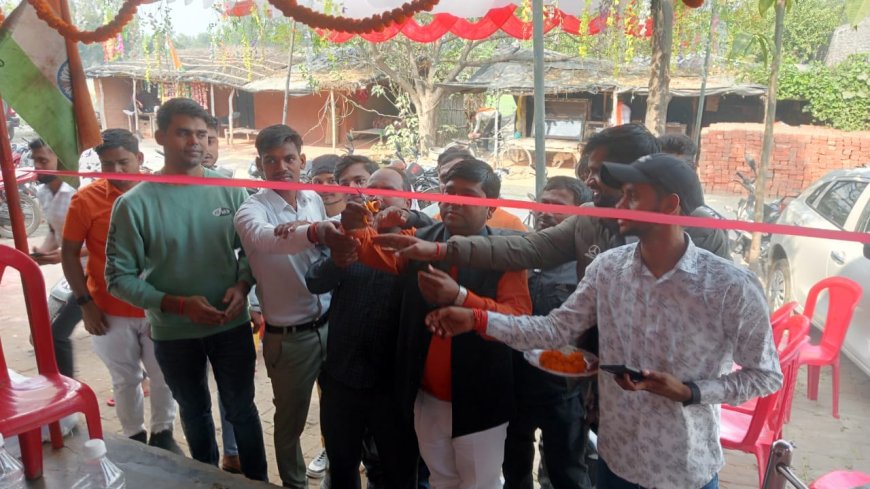 Unnao medical पूर्व विधायक ने फीता काटकर क्लीनिक का शुभारम्भ किया